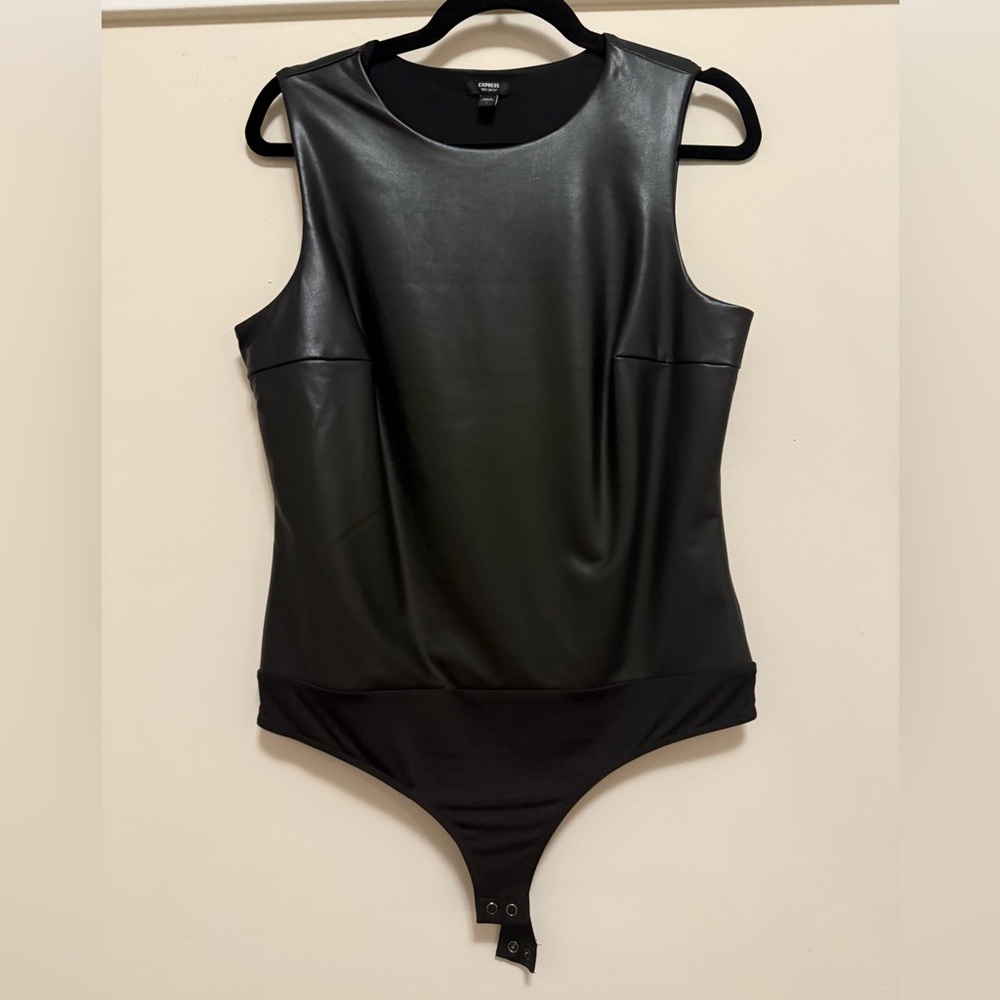 EXPRESS Black Vegan Leather High Neck Body Contour Bodysuit - L